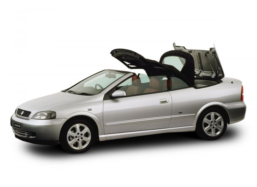  Holden Astra Convertible 2002 года  (фото 3 из 17)